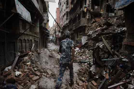 Aid reaches quake-hit Nepal villagers as death toll passes 5,000