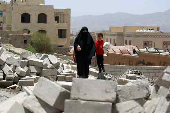 Dozens dead in Yemen as Iran, Saudi step up war of words