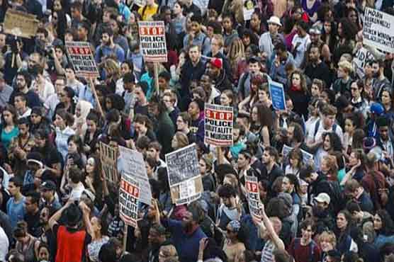 Thousands protest in US over police 'injustices'