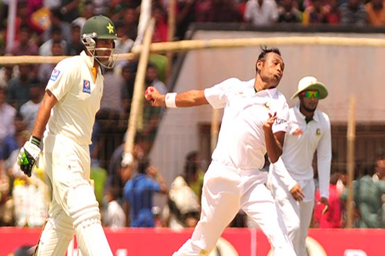 Pakistan pass Bangladesh total with only 2 wickets down