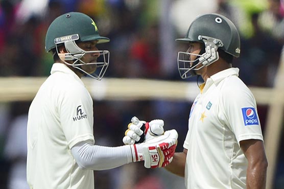 Pakistan take lead in first Bangladesh Test at lunch