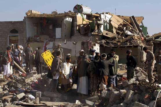 Saudi-led warplanes pound rebels in southern Yemen