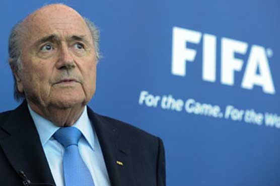 Football: Blatter gives up IOC seat