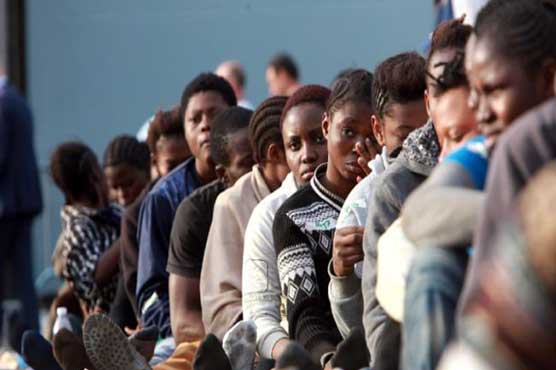 Over 550 migrants rescued off Italy, five found dead: MSF