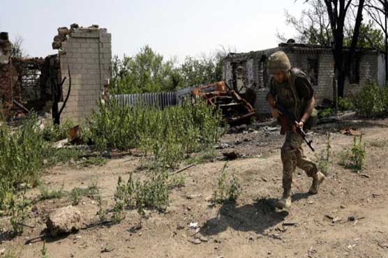 Four killed as new Ukraine peace talks fall apart