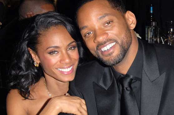 Will Smith takes to Facebook to deny divorce report