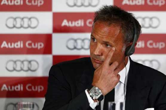 Mihajlovic sets top-three target for Milan