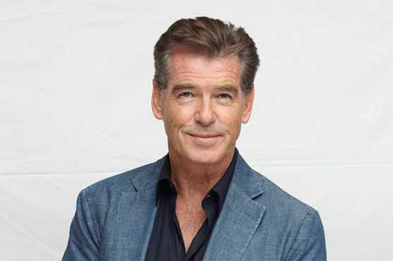 007 actor Brosnan stopped at US airport with knife