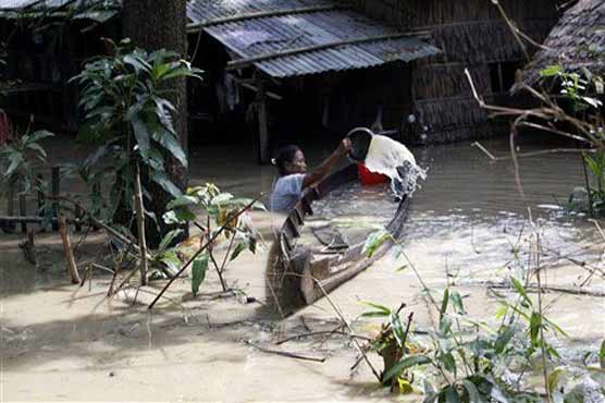 Myanmar villagers face floods with just sand bags for protection