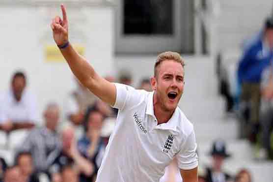Australia 21-5 in fourth Ashes Test as Broad joins England 300 club