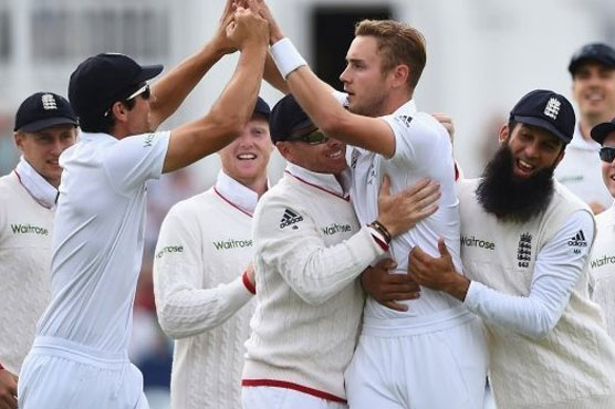 Broad takes 8 as Australia slump to 60 all out