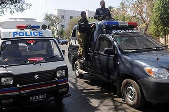 Gang war commander killed, at least 60 suspects detained in operations in Karachi