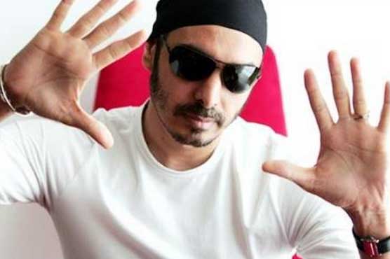 Sukhbir Singh dodges arrest at Lahore airport while trying to smuggle $29000