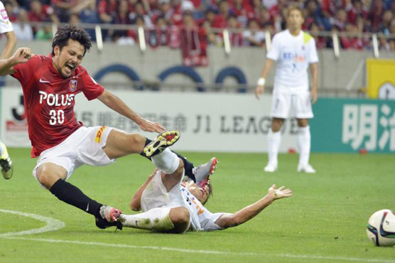 Football: Hiroshima's unbeaten J-League run halted by Antlers 