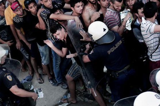 Greece sends extra riot police to Kos as migrant tensions mount