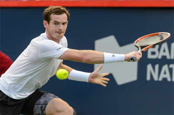 Murray beats Robredo after delay, Wawrinka exits Montreal 