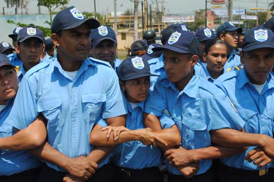 Gang kills five police in Nicaragua 
