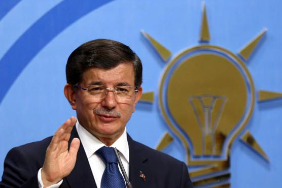 Turkey PM formally gives up on coalition as polls loom