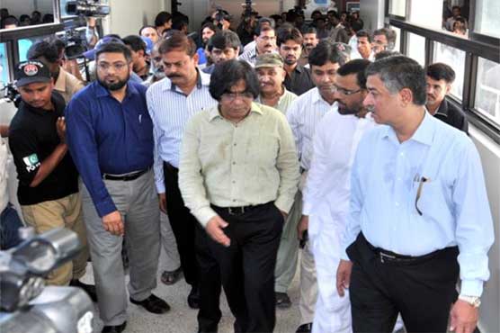 Security of MQM parliamentarians unsatisfactory: Farooq Sattar