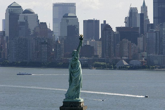 Man arrested over Statue of Liberty hoax bomb threat 