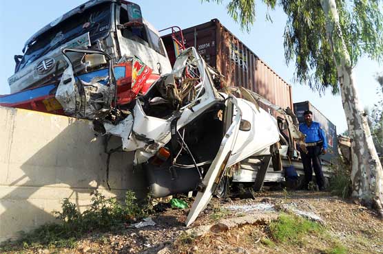 Kohat: 4 dead, 12 injured in accident