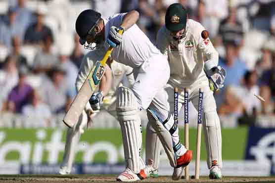 England follow-on in fifth Test against Australia