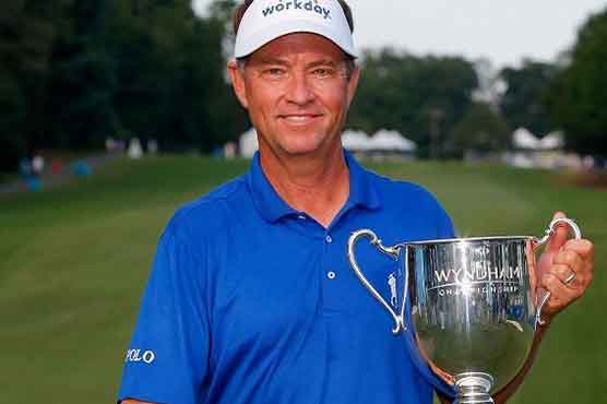 Golf: Love wins Wyndham as Woods' season ends