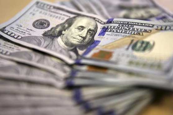 U.S. dollar fails to get usual safety bid from volatility in short term