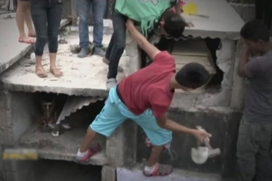 Family Breaks Open Teenager's Tomb, Saying They Heard Her 'Screaming'