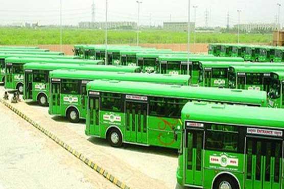 Green Bus service encounters issues in Karachi due to CNG halt