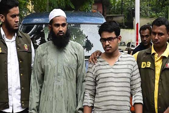 Bangladesh arrest two suspecs over blogger murder 