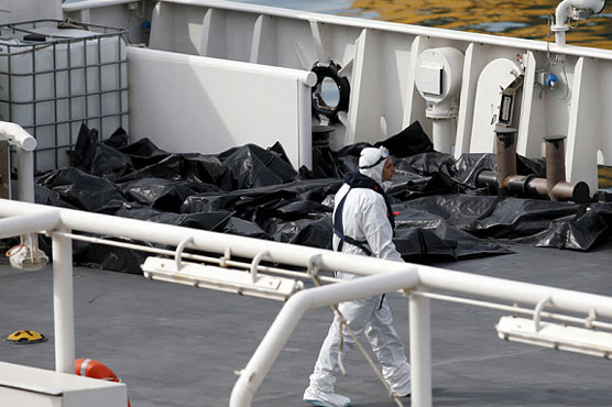 Libya shipwreck toll hits 76, UN fears 200 dead