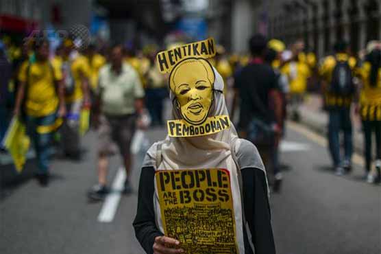 Malaysians gather in capital to demand reform, PM's ouster