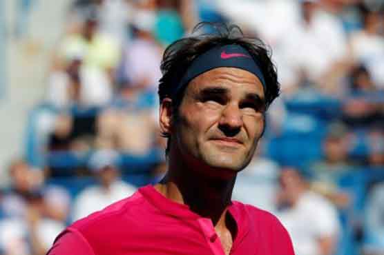 Tough tests from the start for Federer, Murray