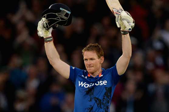 England 182-5 against Australia in T20 
