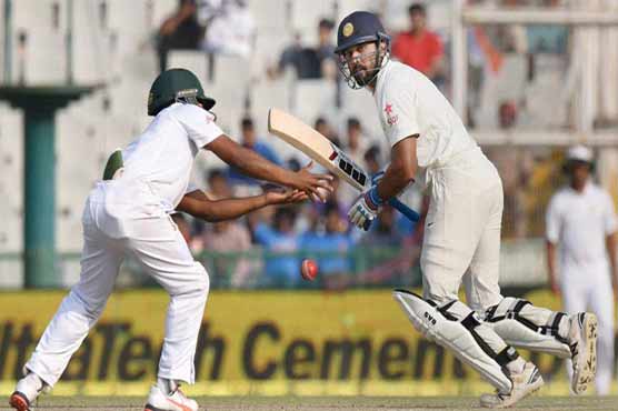 India steady after losing opener in S.Africa Test