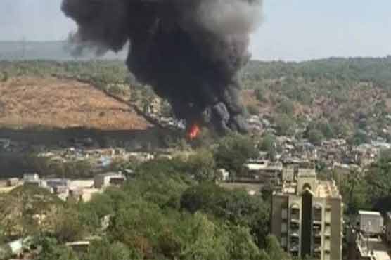 Fire sweeps through slum in India's Mumbai