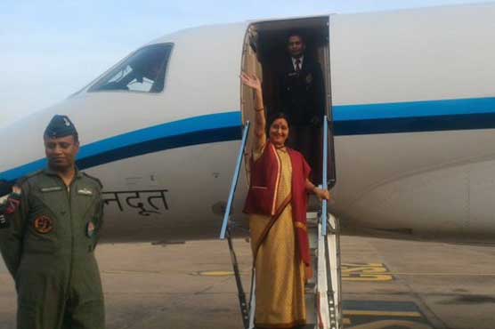 Indian Foreign Minister leaves for Pakistan 