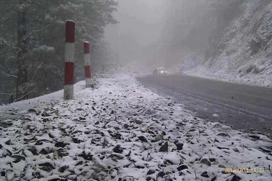Balochistan receives first winter snowfall