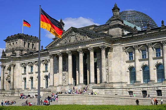 Berlin thanks residents for refugee relief with museum open-day