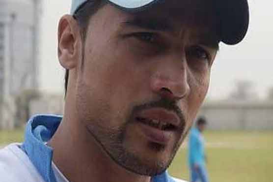 Pakistan include Amir among Super League players
