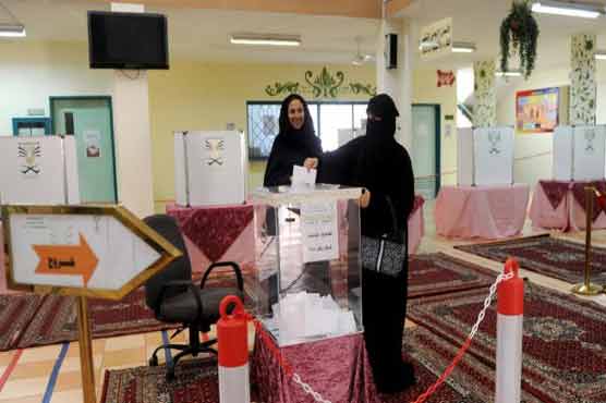 Woman wins council seat in historic Saudi polls