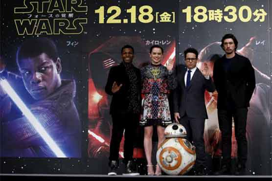Amid "Star Wars" secrecy, new cast members describe their characters