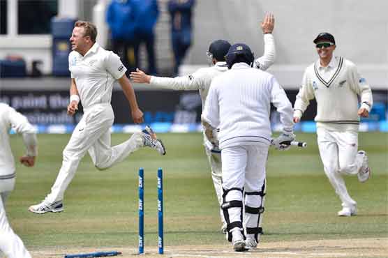 New Zealand on verge of Sri Lanka Test victory