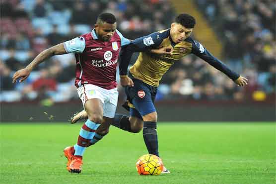 Football: Arsenal go top, Perez late show ends Spurs run