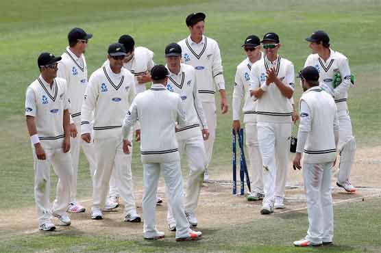 Kiwis enjoy 122-run win as Sri Lanka fold
