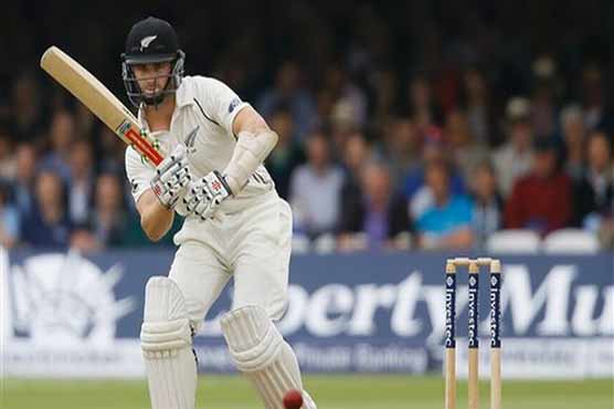 Chameera's blitz puts Sri Lanka on top