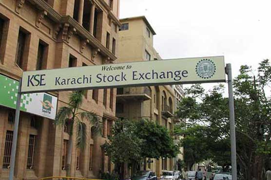 KSE 100-index closes at 32,777 points 