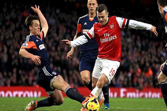 Football: Arsenal, Man City bid to stake title claim 