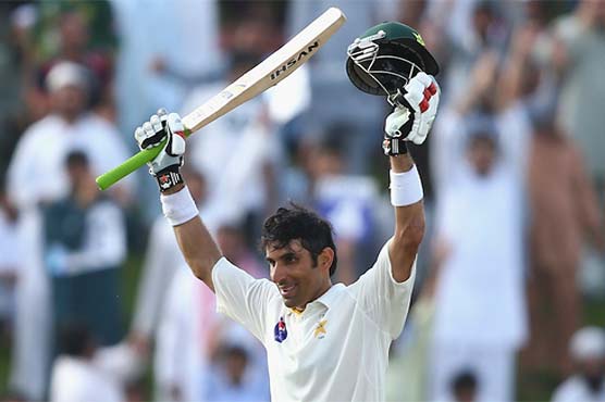 Misbah-ul-Haq looks to prolong Pakistan career
